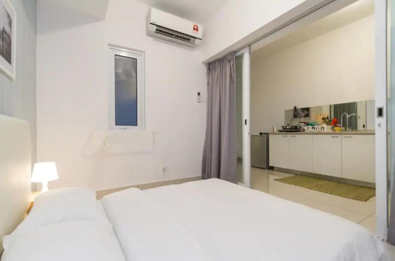 Maritime Suite Holiday Rental II George Town Ngoại thất bức ảnh