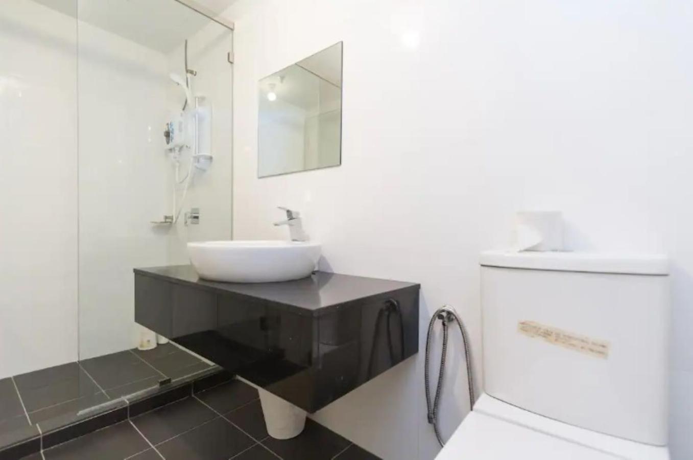 Maritime Suite Holiday Rental II George Town Ngoại thất bức ảnh