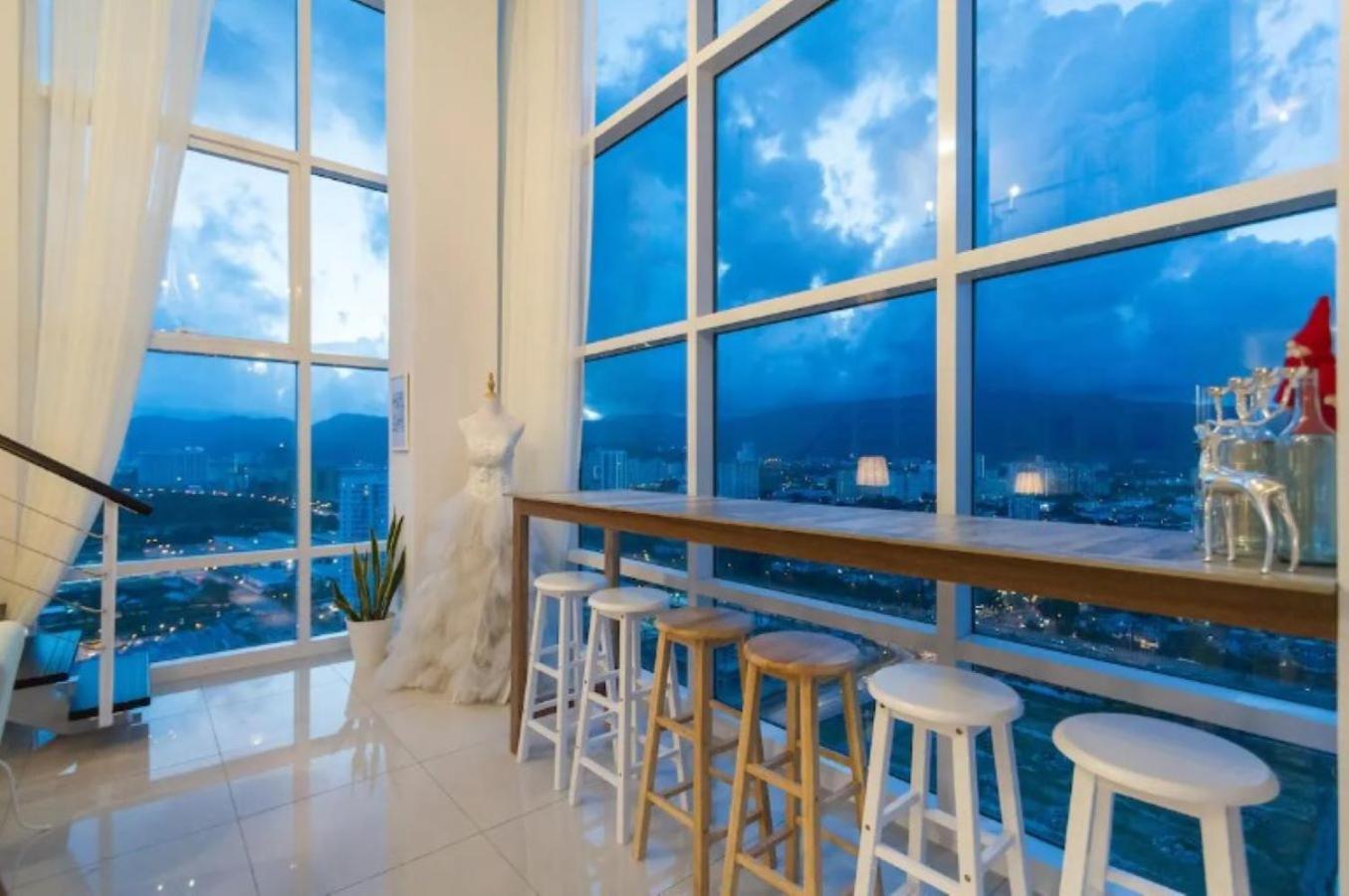 Maritime Suite Holiday Rental II George Town Ngoại thất bức ảnh